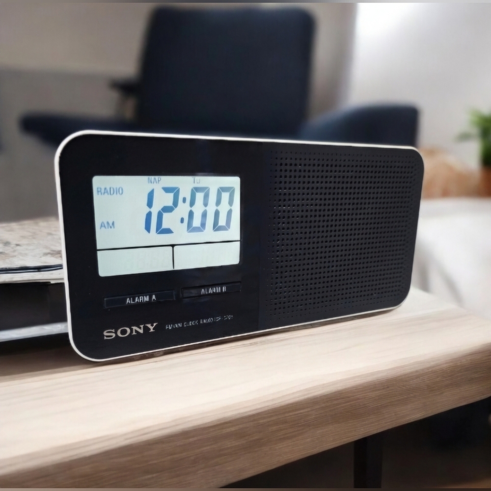 Y2k Vintage Sony Dream Machine Clock Radio - ICF-C705 Works